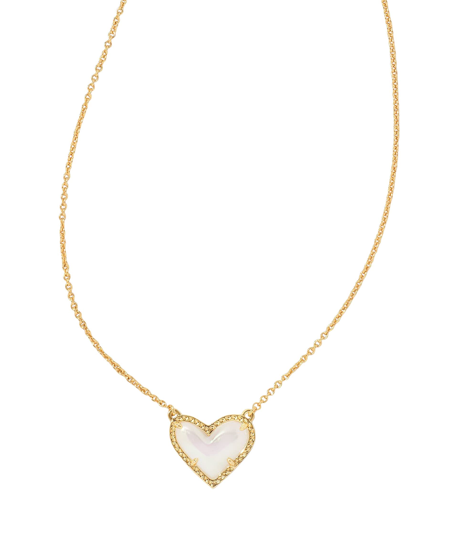 Ari Heart Pendant Necklace